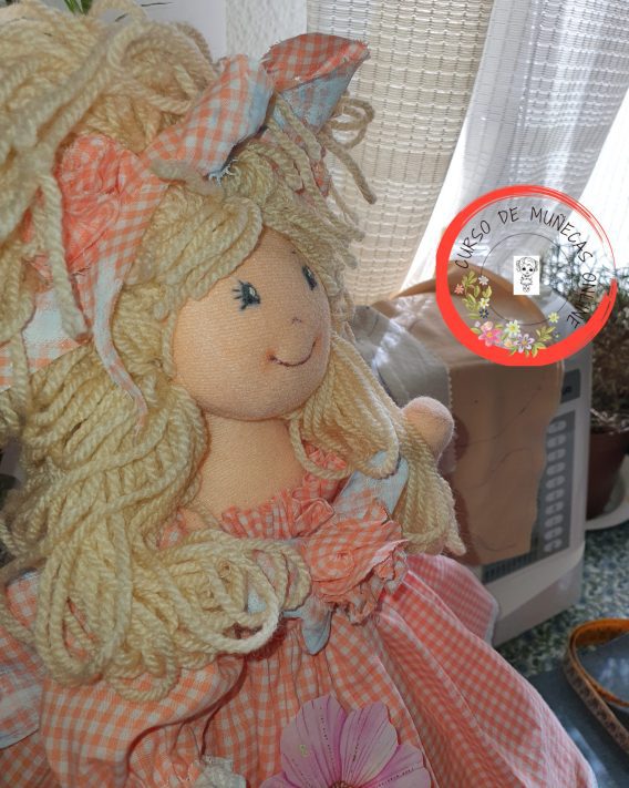 Muñeca Básica - Imagen 2