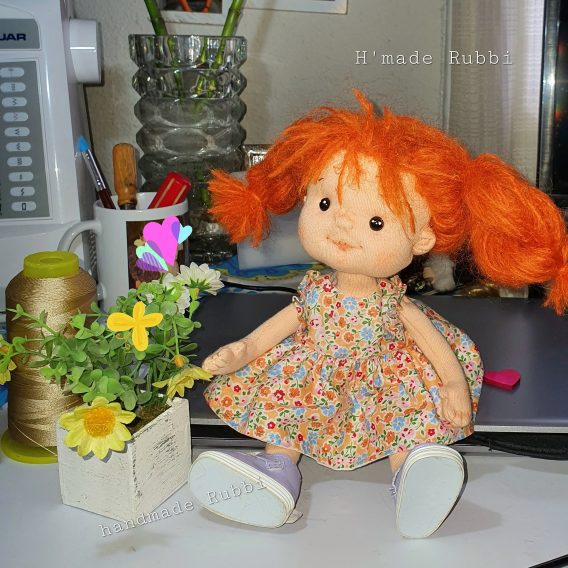 Muñeca Pequeña con fieltro